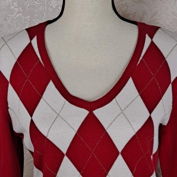 Tommy Hilfiger Size Medium Red white Gold Argyle Front Sweater Long Sleeve VNeck - Picture 2 of 10